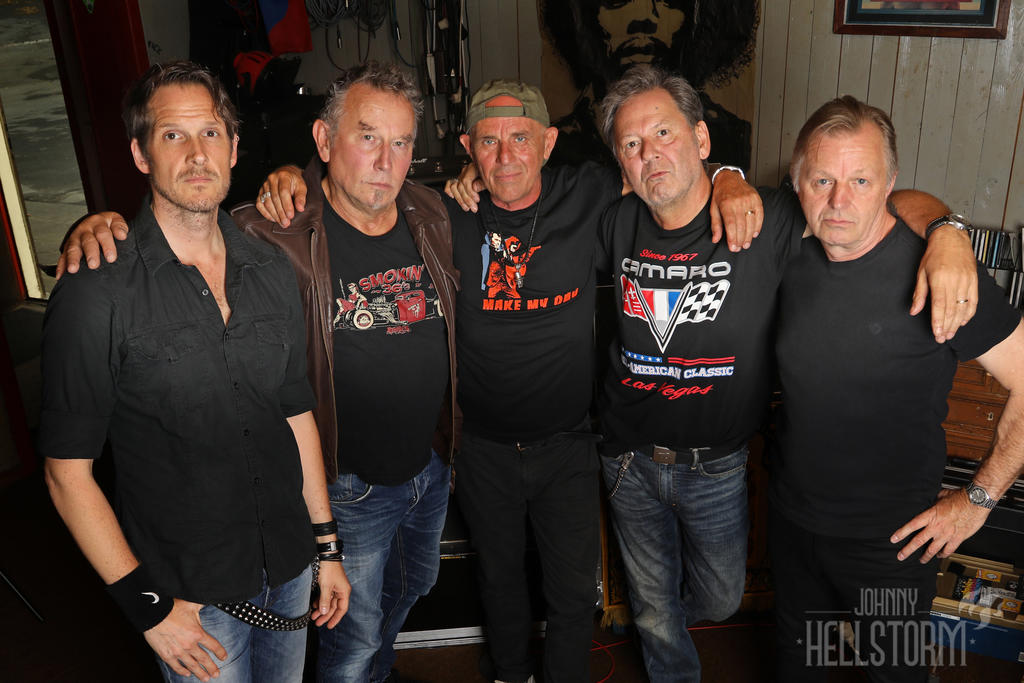 EXTRABREIT | www.metaltix.com