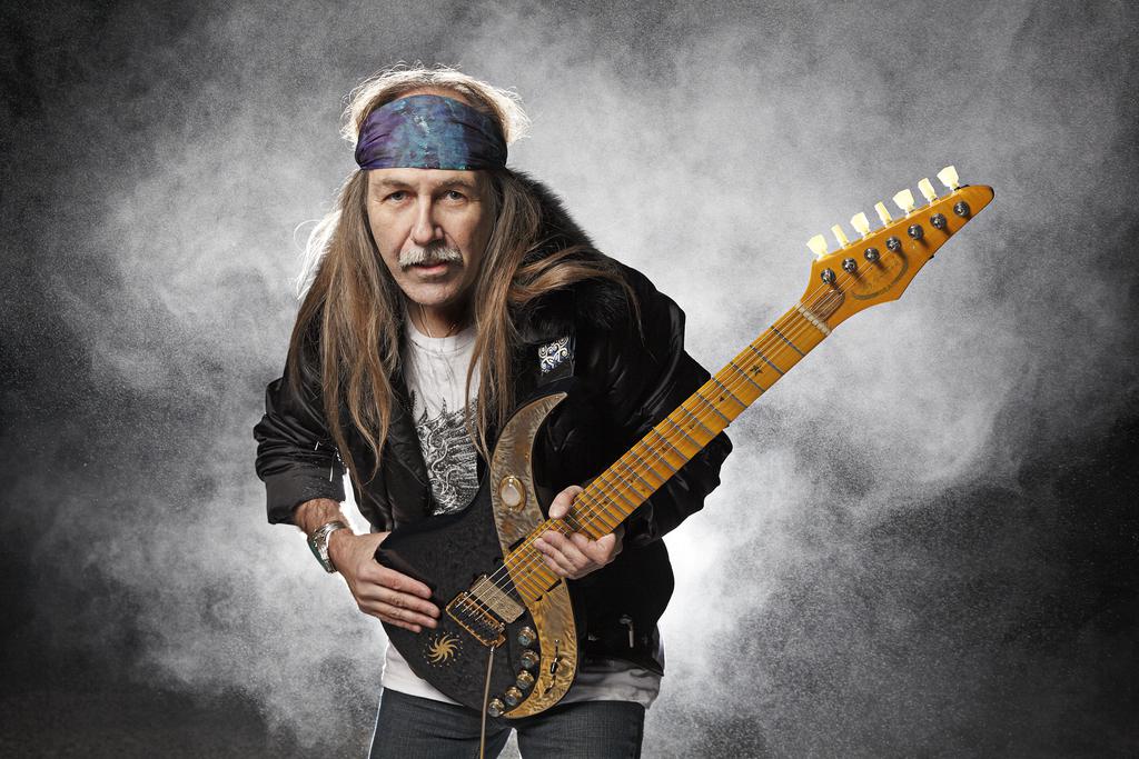 ULI JON ROTH | www.metaltix.com