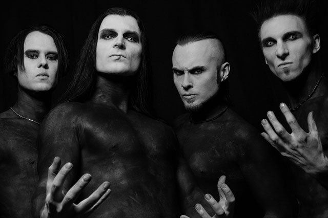 NACHTBLUT | www.metaltix.com