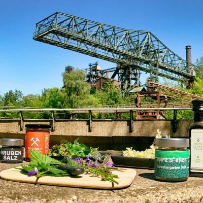 Wanderung: Kräuterkunde und Kräuterküche - Gutschein für eine Wanderung: Kräuterkunde und Kräuterküche