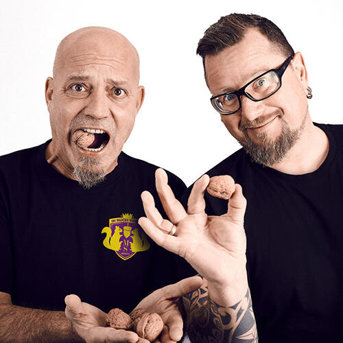 Mundstuhl - Kann Spuren von Nüssen enthalten | Springmaus-Theater