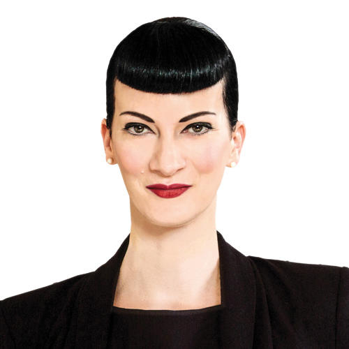 Profiler Suzanne Grieger-Langer - Cool im Kreuzfeuer | Springmaus-Theater
