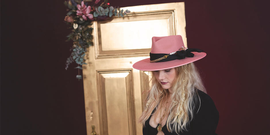 MAD HATTERS DAUGHTER