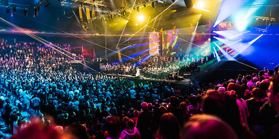 POP MEETS CLASSIC XV