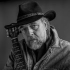 CHARLY SCHRECKSCHUSS 