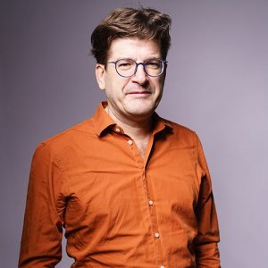 Künstlerbild von Nils Heinrich - Junger Gebrauchter