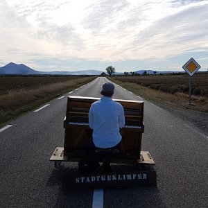 Künstlerbild von STADTGEKLIMPER - ranTasten