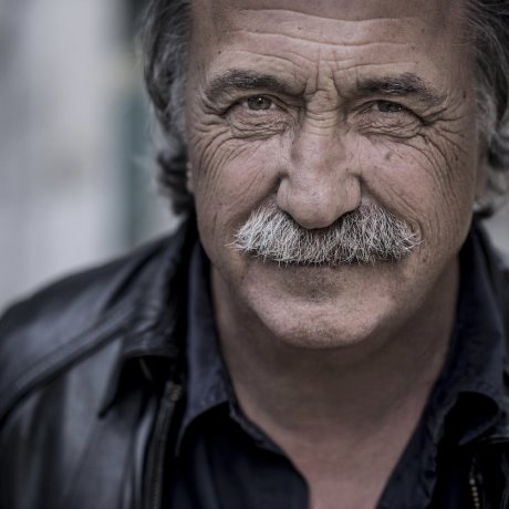 Gert Steinbäcker  | Motion