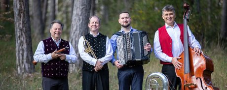 BLAUE ZIPFEL UND ANDERE DELIKATESSEN | Kulturagentur Rhön-Grabfeld